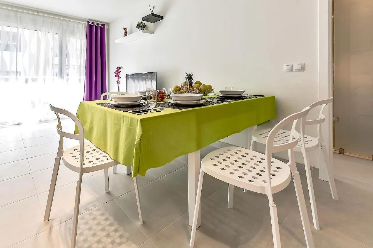 Hortensia Suites Apartments ,Los Cristianos