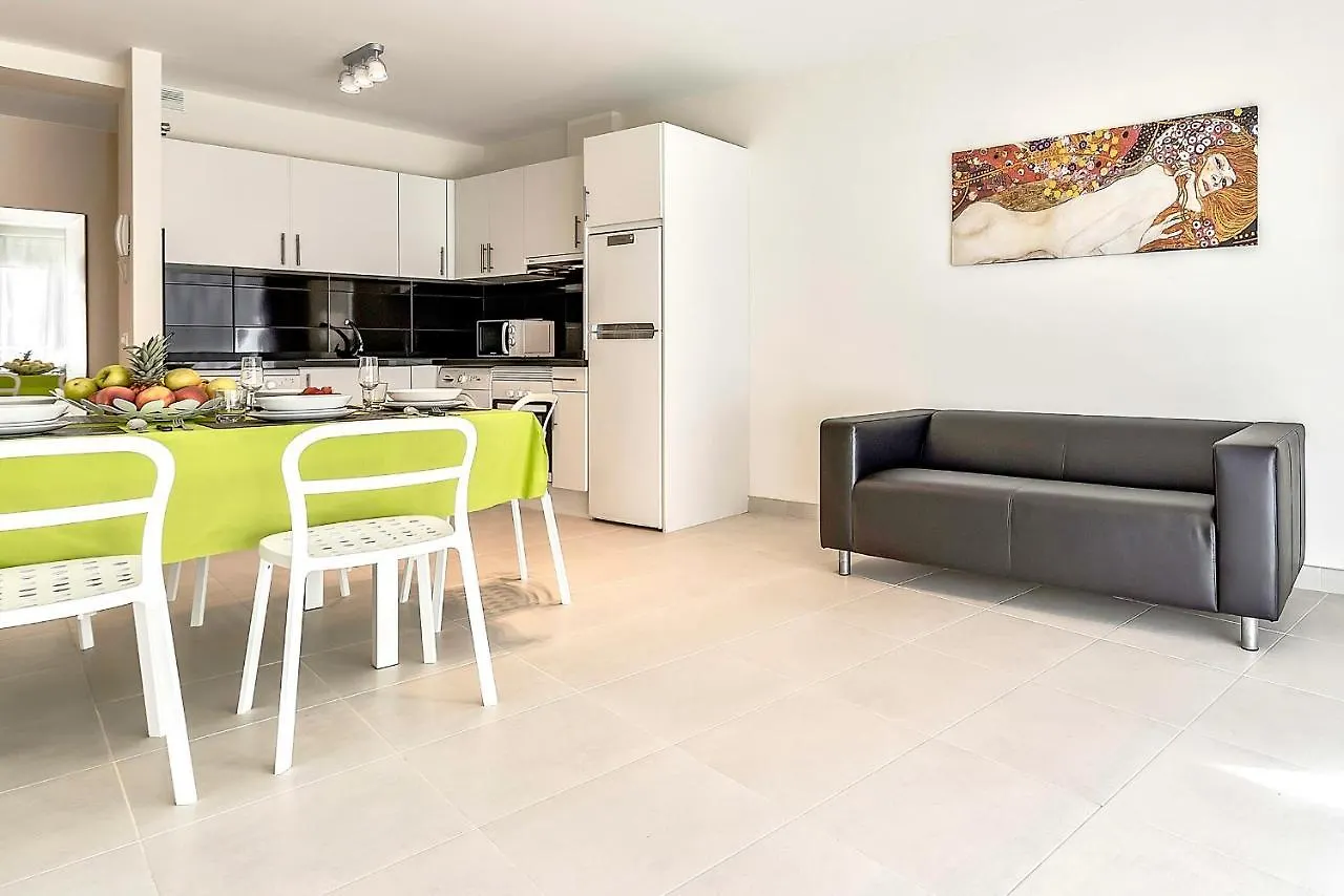Hortensia Suites Apartments ,Los Cristianos