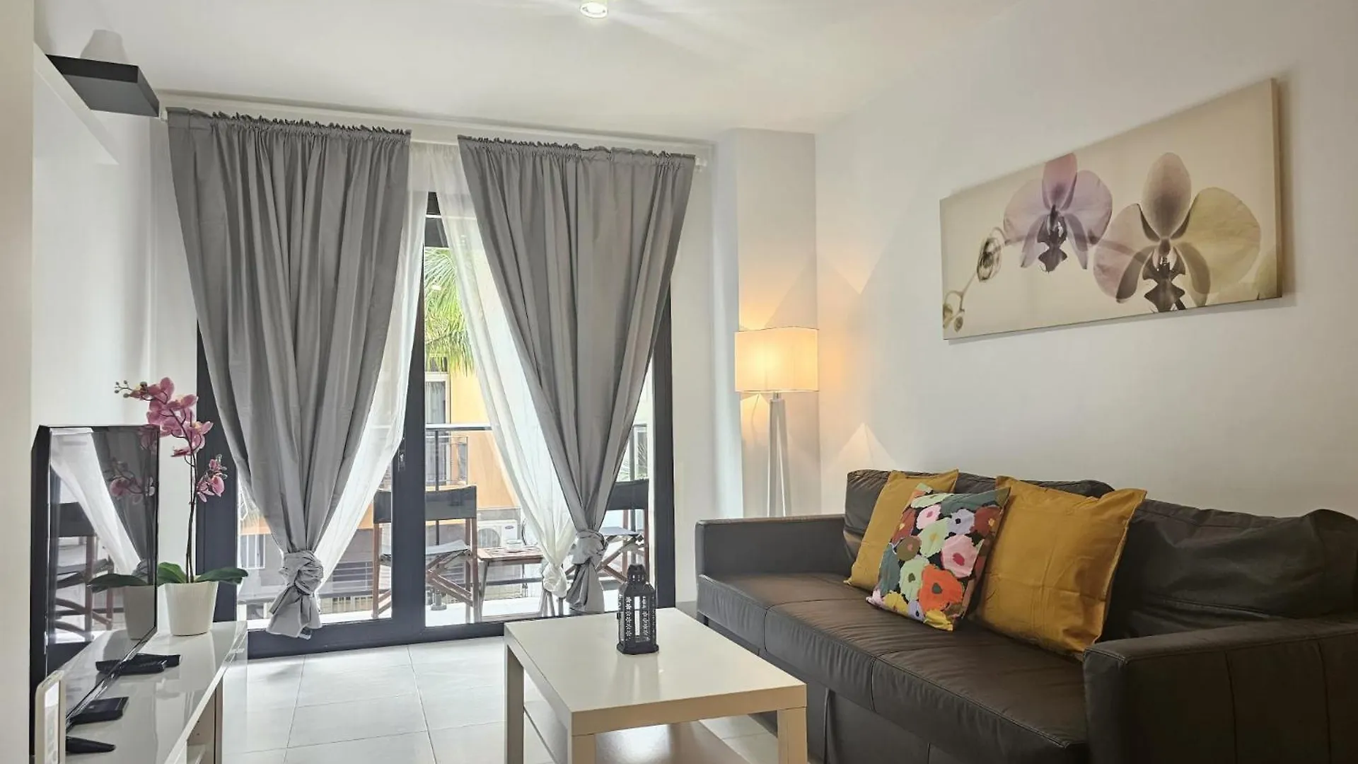 Hortensia Suites Apartments ,Los Cristianos  Los Cristianos (Tenerife)